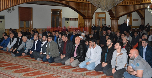 BAŞBUĞ ALPARSLAN TÜRKEŞ HENDEK’TE ANILDI