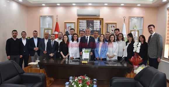 Başkan İçin Anlamlı Hediye