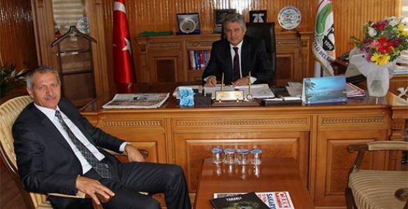 BAŞKAN SÜLEYMAN DİŞLİ ’DEN BAŞKAN GENÇ’E ZİYARET