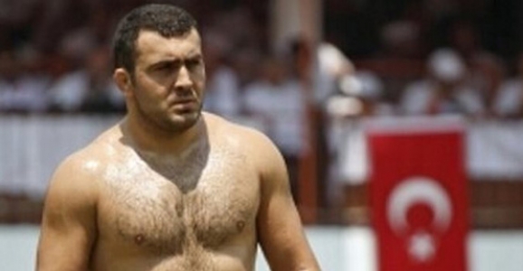 BAŞPEHLİVAN AYKIRI CANLI YAYIN KONUĞU