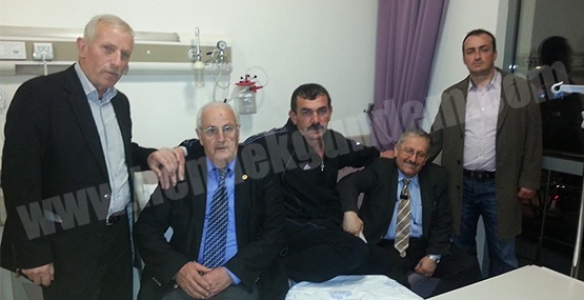 BAYLAN VE ÖZ’DEN MUHTAR TOSUN’A GEÇMİŞ OLSUN ZİYARETİ 