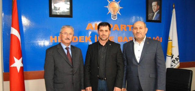 BAYLAN VE PÜSKÜLLÜ'DEN MECLİS ÜYELİK BAŞVURUSU