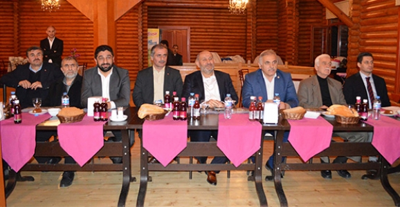 BAYRAKTEPE DERNEĞİ TOPLANDI