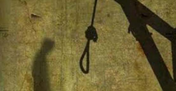 BEŞ ÇOCUK BABASI BALKONDA ÖLÜ BULUNDU