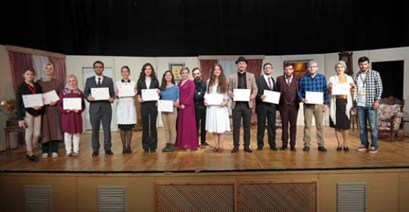 BİR ADAM YARATMAK OYUNUNA YOĞUN İLGİ