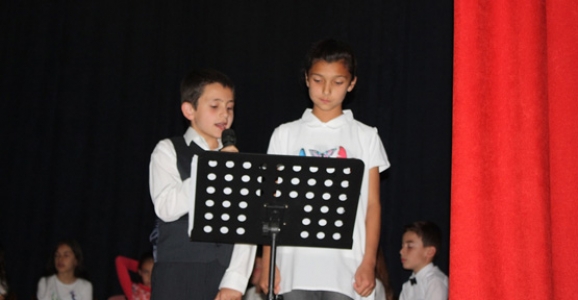 BİR DEMET ŞİİR DİNLETİSİ