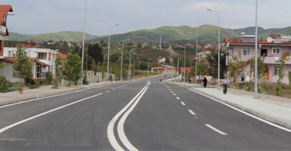 BULVAR TRAFİĞE AÇILDI