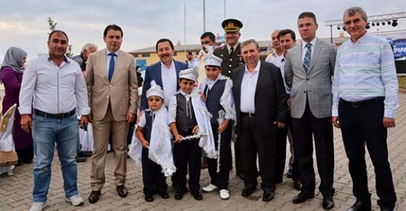 BÜYÜK COŞKUNLAR 135 ÇOCUĞU DAHA SÜNNET ETTİRDİ