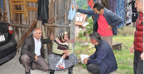 BÜYÜKLERİNİ VE HASTALARI UNUTMADILAR