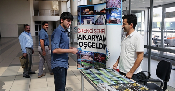 BÜYÜKŞEHİR SAÜ’LÜ ÖĞRENCİLERİ KARŞILIYOR