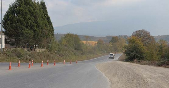 Çamlıca Grup Yolu Genişliyor