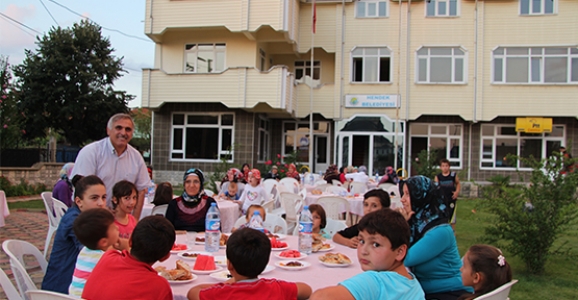 ÇAMLICA’DA İFTAR KEYFİ