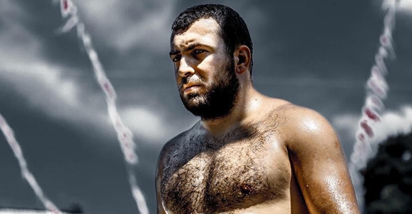 Çanakkale’de Başpehlivan Aykırı Oldu