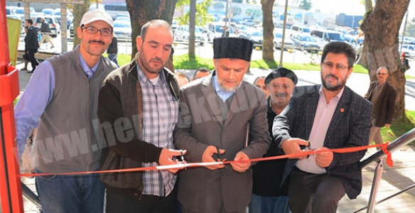 ÇEKSOY DERNEĞİNİN KERMESİ AÇILDI