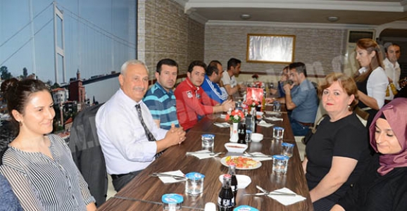 ÇELEBİ’YE MESAİ ARKADAŞLARINDAN VEDA YEMEĞİ