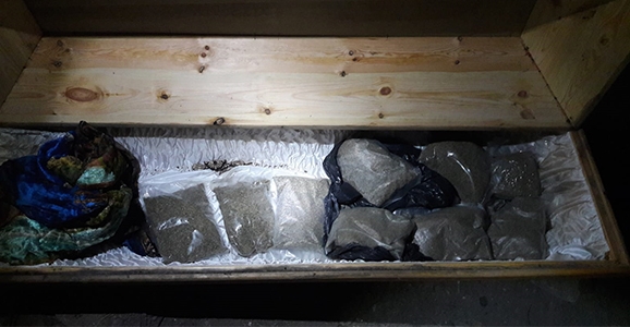 Cenaze Yerine Uyuşturucu