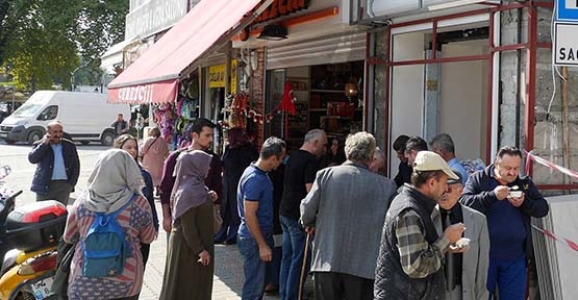 ÇEREZCİİİ’ DEN AŞURE İKRAMI