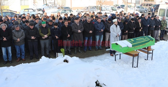 ÇİFTÇİ SON YOLCULUĞUNA UĞURLANDI