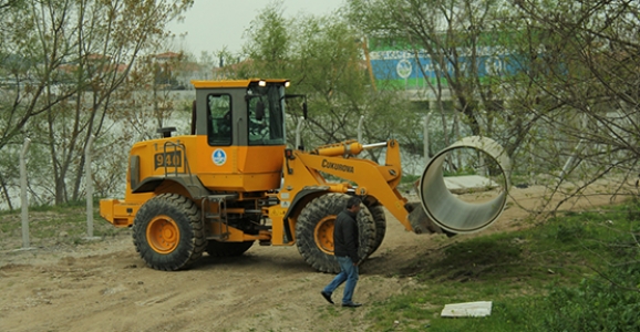 ÇİFTÇİLER KURAKLIKTAN ETKİLENMEYECEK 