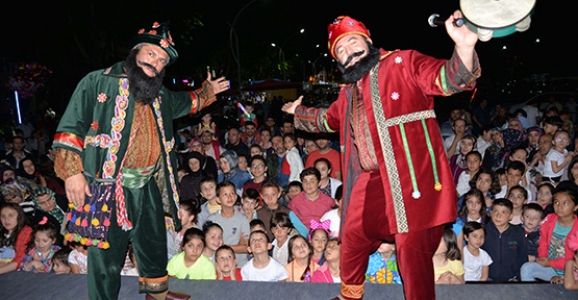 ÇOCUKLAR BOL BOL EĞLENDİ