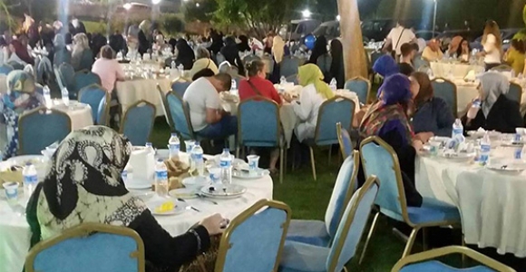 ÇOCUKLAR İHH'NIN İFTARINA MİSAFİR OLDU