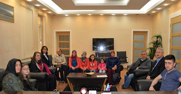 ÇÖLYAK HASTALARI BELEDİYEYİ ZİYARET ETTİ