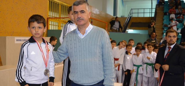 CUMHURİYET KUPASI HEYECANI SPORSEVERLERİ BÜYÜLEDİ