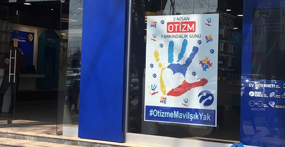 Demsan'dan Otizme Mavi Işık
