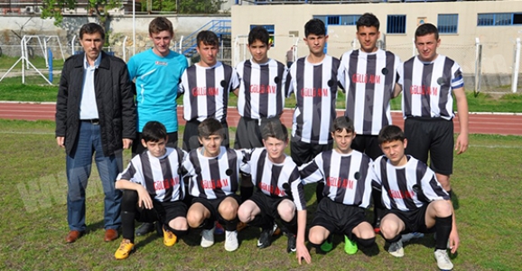 DERBİDE GÜLEN HENDEK GENÇLİK OLDU