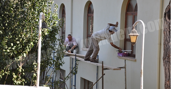 DİKMEN MERKEZ CAMİSİNDE BAKIM ÇALIŞMASI