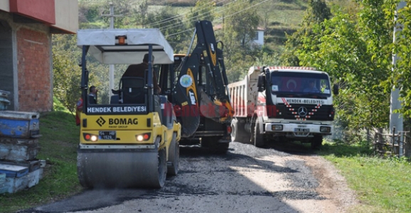 DİKMEN’DE ASFALT YAMA ÇALIŞMASI