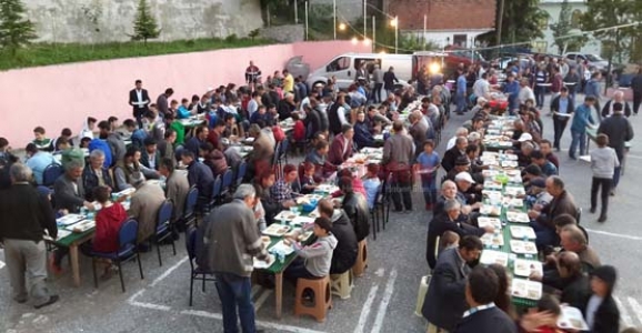 DİKMEN’DE İFTAR GELENEĞİ