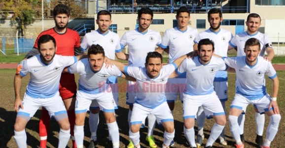 DİREKLER VE KALECİ HENDEKSPOR’U DURDURAMADI