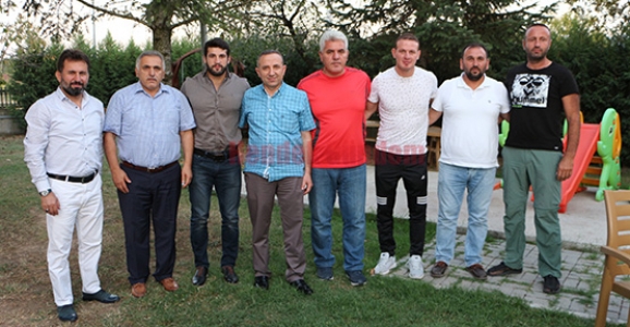 DÜNYA ŞAMPİYONU İNCİ'Yİ ZİYARET ETTİ