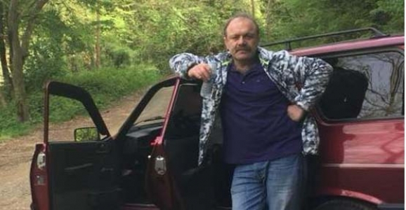 ECEL AKRABA ZİYARETİNDE YAKALADI