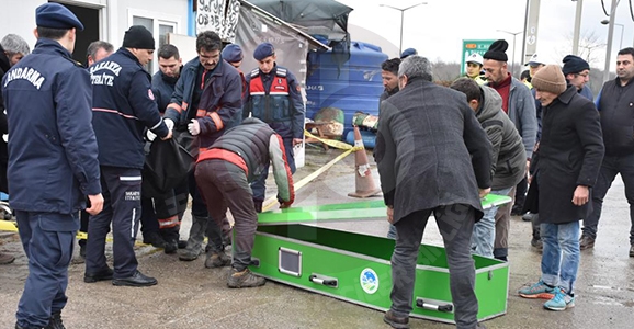 Hendek’te Facia 1 Ölü 3 Yaralı