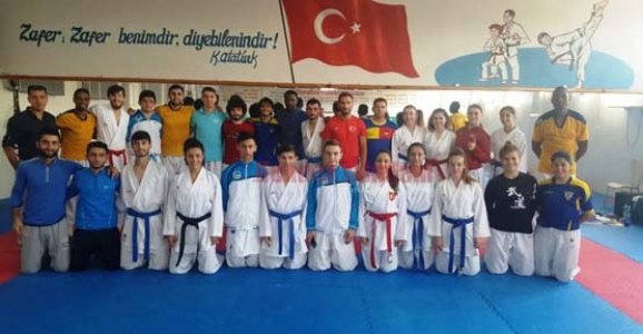 EKVATOR KARATE MİLLİ TAKIMI HENDEK’TE