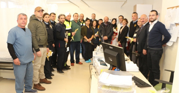 EMNİYETTEN HASTANEYE TEŞEKKÜR ZİYARETİ