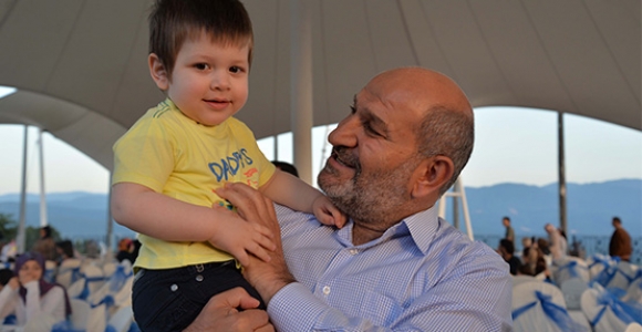 ENSARLAR MUHACİRLERİ AĞIRLADI