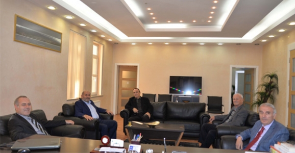 ERCAN VE AYHAN'DAN GEÇMİŞ OLSUN ZİYARETİ