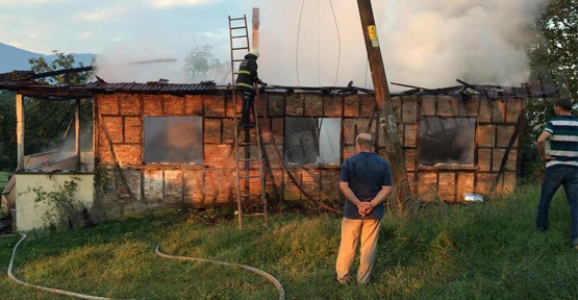 EV TAMAMEN KULLANILAMAZ HALE GELDİ