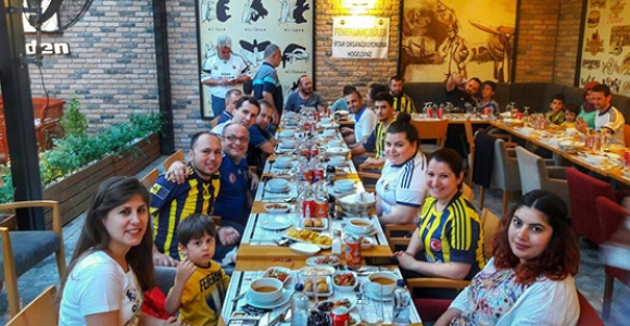 FENERBAHÇELİLER İFTARDA BULUŞTU