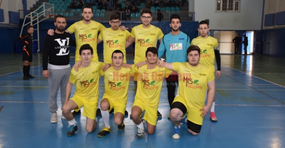 FUTSAL’DA HEYECAN DEVAM EDİYOR