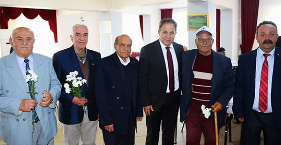 GEÇMİŞİ GELECEĞE TAŞIYAN KÜTÜPHANELER