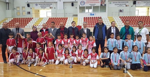 GELENEKSEL ÇOCUK OYUNLARI BAŞLADI