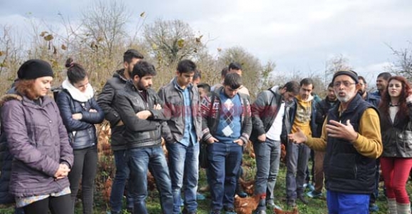 GENÇ VETERİNERLERE ORGANİK YUMURTA BİLGİLENDİRMESİ