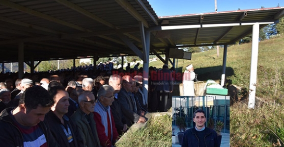 Göçlü Dualarla Son Yolculuğuna Uğrulandı