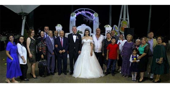 Gökçen ile Ahmet Ömür Boyu Mutluluğa Evet Dediler