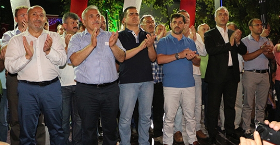 GÖLGE ETMEYİN BAŞKA İHSAN İSTEMEZ