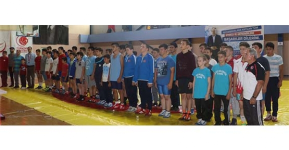 GREKOROMEN’DE HENDEK SERBESTTE AKYAZI